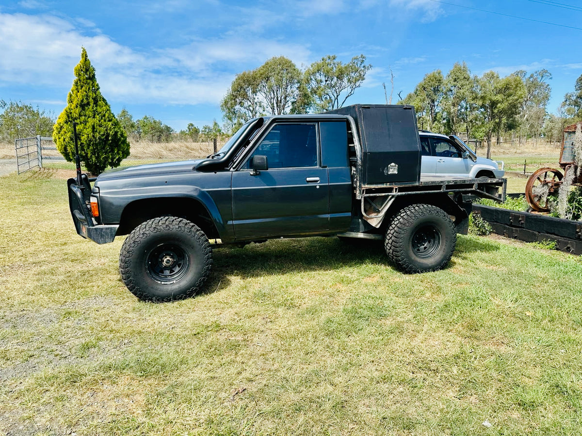 Nissan Patrol GQ - Bonnet Entry Snorkel & Airbox Combo Kit - Seamless Powder Coated