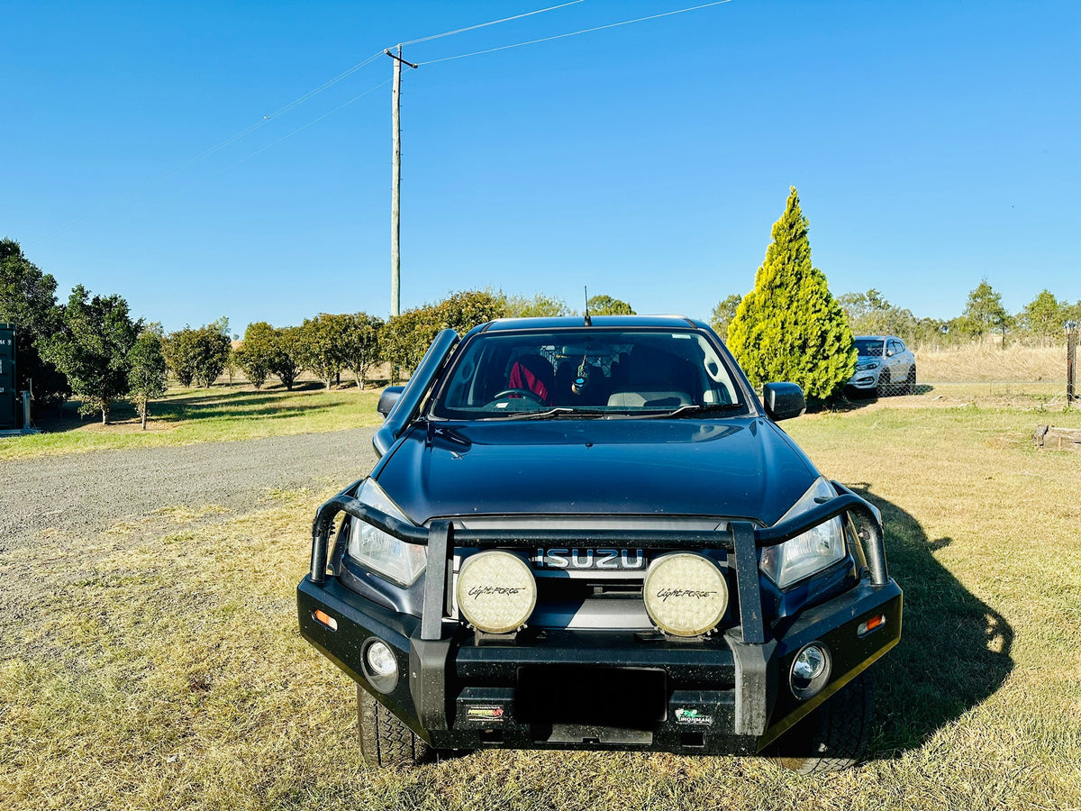 Isuzu Dmax (2012 - 2020) - Mid Entry Snorkel - Seamless Polished