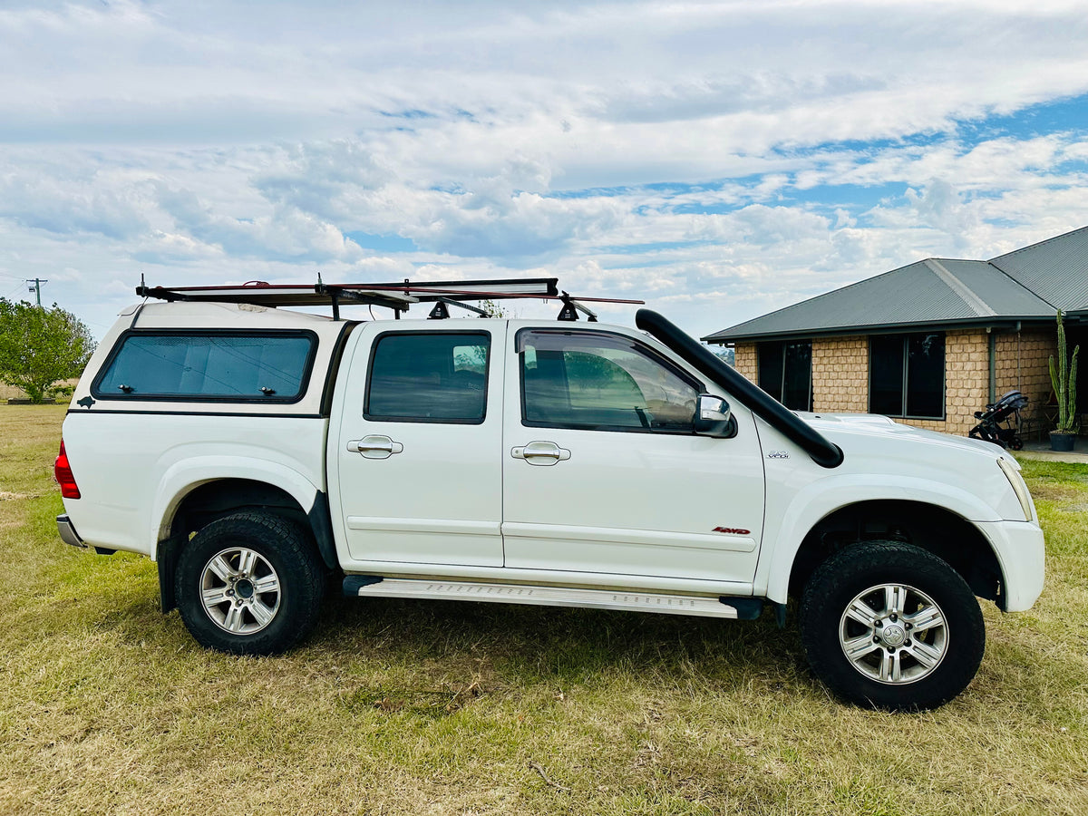 Isuzu Dmax (2008 - 2011) - Short Entry Snorkel - Basic Weld Powder Coated