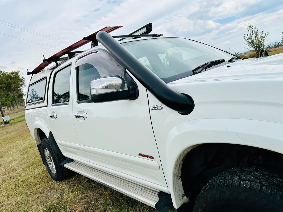 Isuzu Dmax (2008 - 2011) - Short Entry Snorkel - Basic Weld Powder Coated