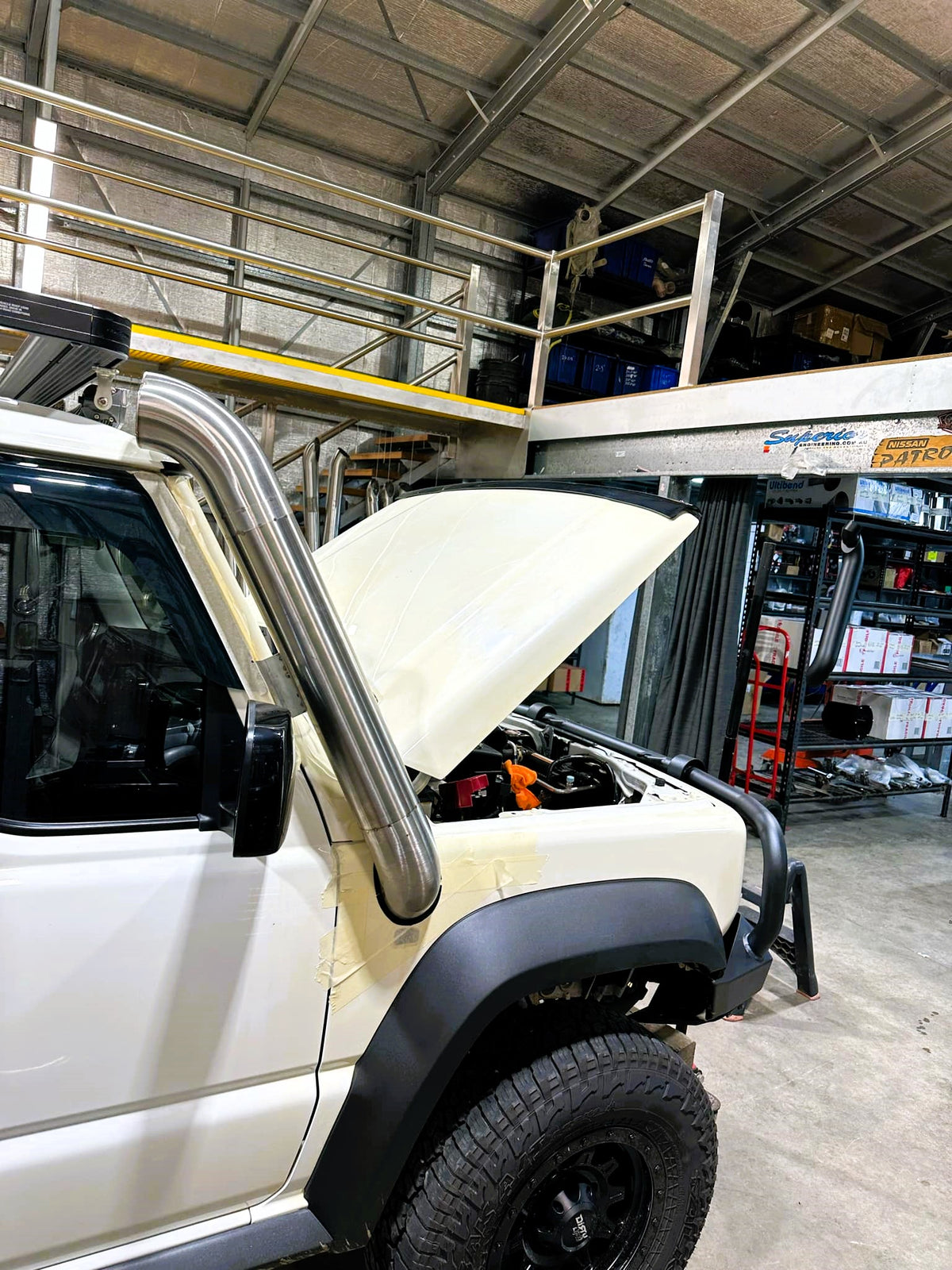 Suzuki Jimny - (2019 - Present) DUAL Snorkels - Seamless Powder Coated