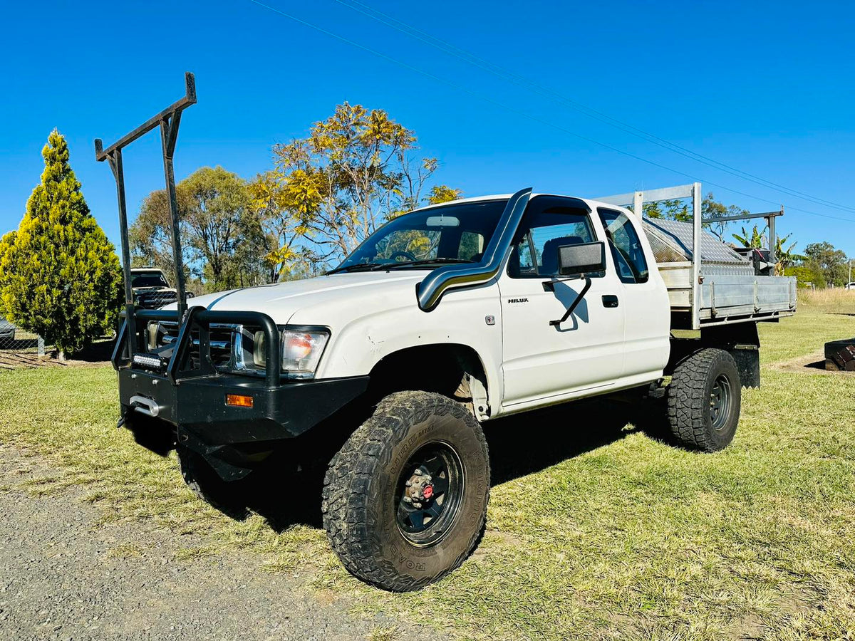 Toyota Hilux N60 - LN167/KZN165 - (1997 - 2004) - DIESEL P/Side Snorkel - Seamless Polished