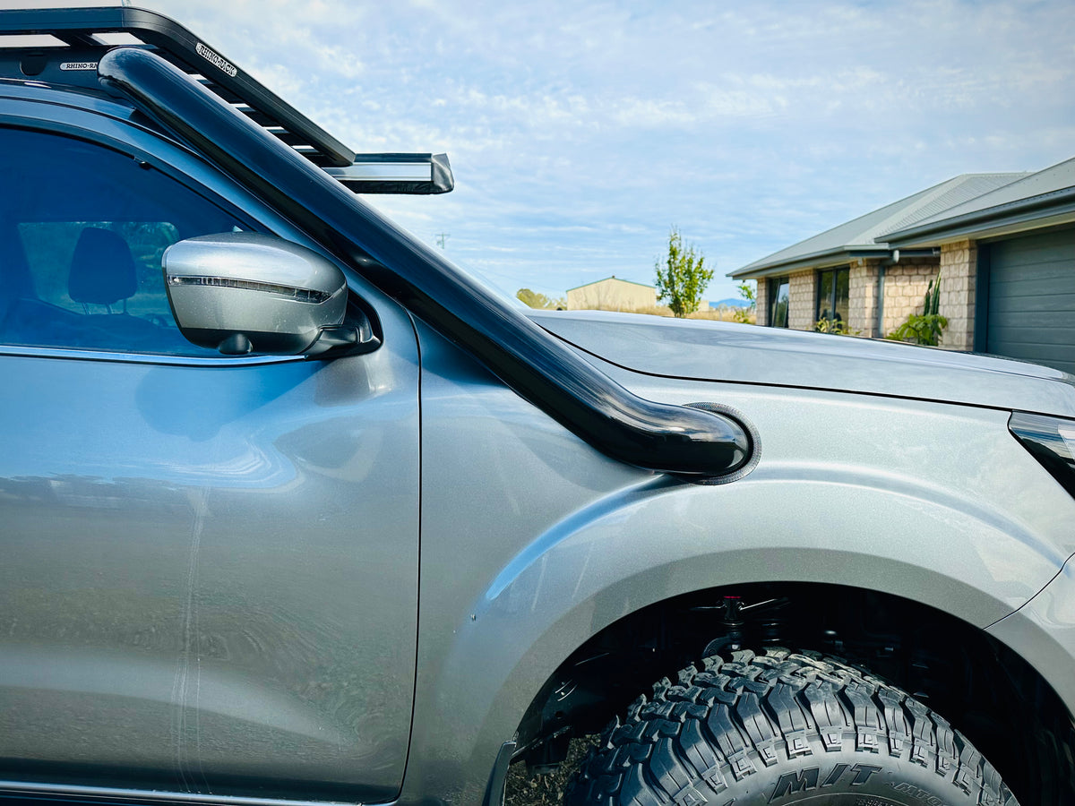 Nissan Navara (D23) NP300 - Mid Entry Snorkel - Basic Weld Powder Coated