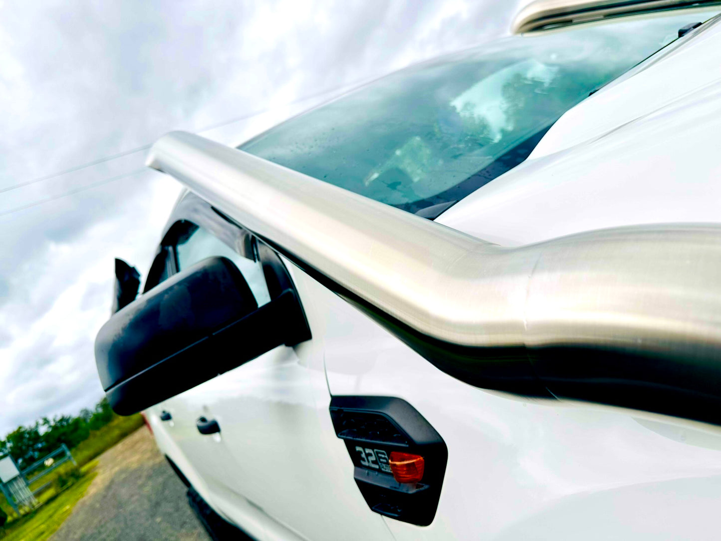 Ford PX Ranger (3.2lt) - Mid Entry DUAL Snorkels - Basic Weld Polished