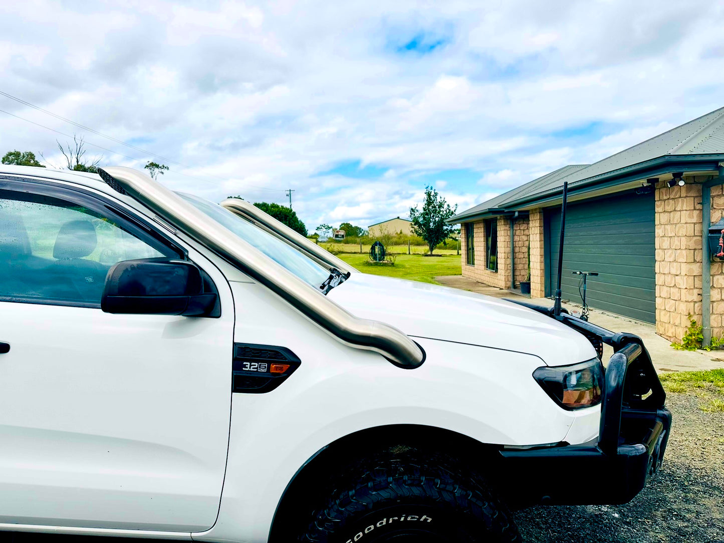 Ford PX Ranger (3.2lt) - Mid Entry DUAL Snorkels - Basic Weld Polished