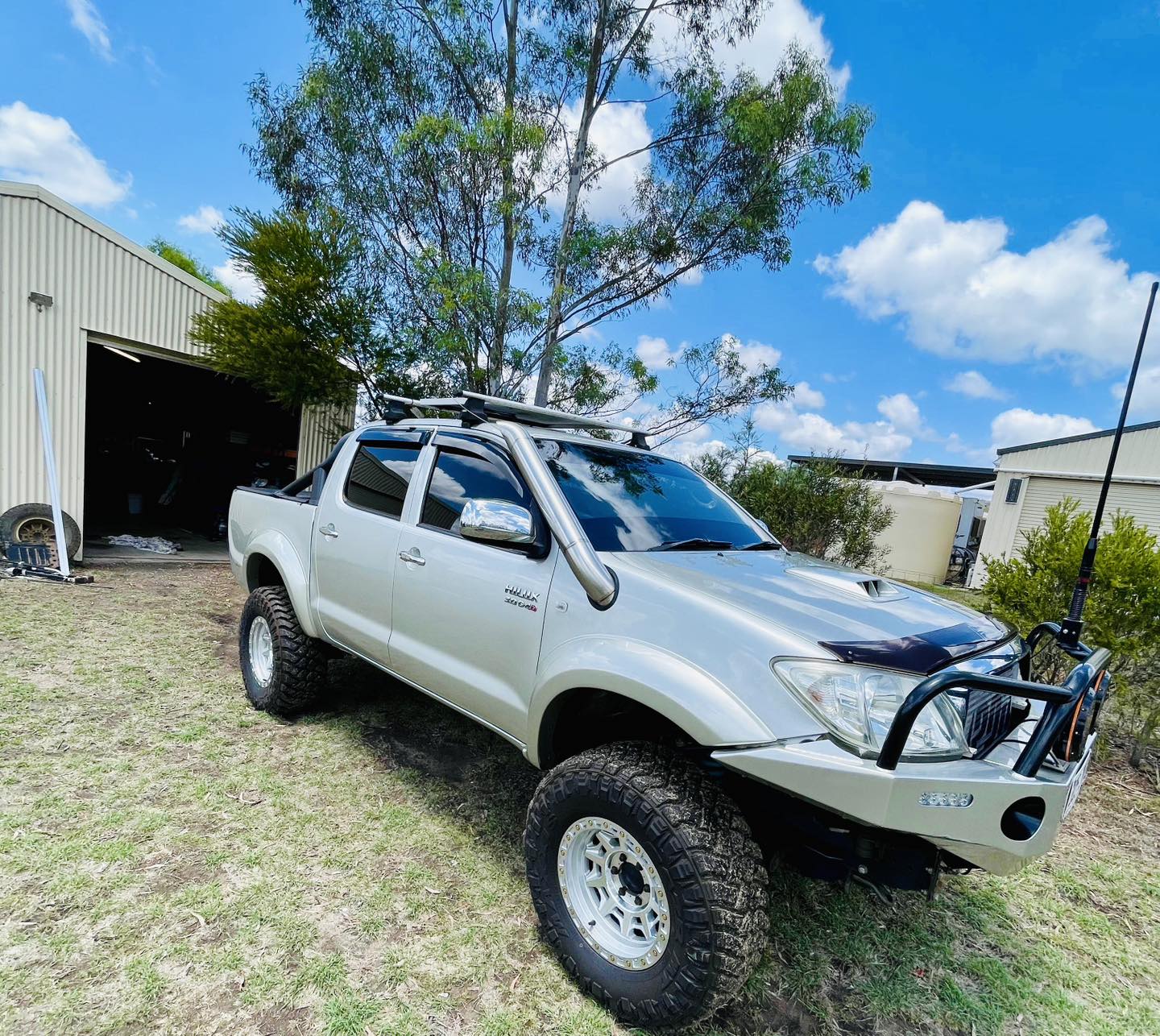 ENTRY LEVEL Toyota Hilux N70 (2005-2014) - Short Entry Snorkel