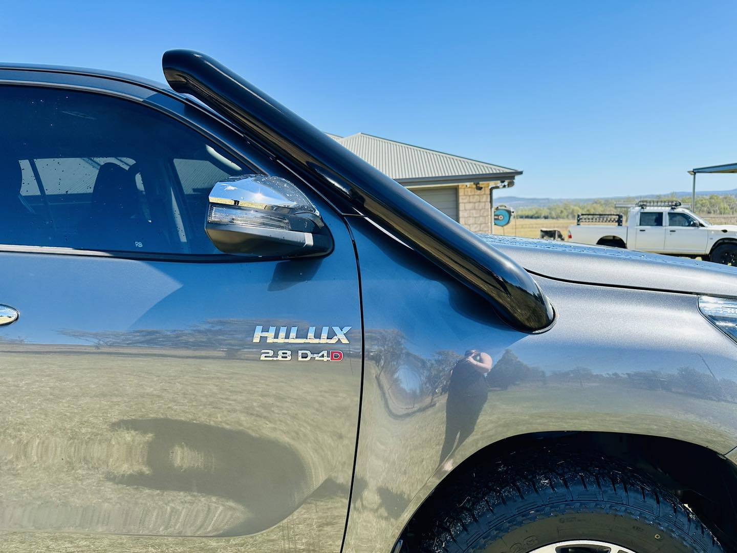 Toyota Hilux N80 - (2015 & Onward) - Short Entry Snorkel - Seamless Powder Coated