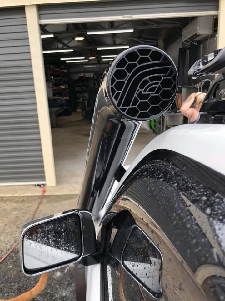 Nissan Navara D22 - Standard Entry DUAL Snorkels - Seamless Powder Coated