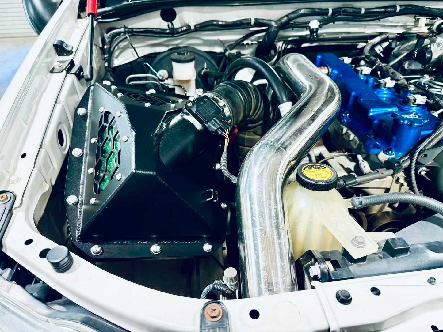 Toyota Hilux N70 Panel Airbox