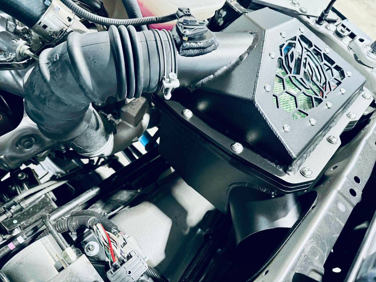 Toyota Landcruiser (2024+) VDJ 70 Series 4Cyl - Panel Airbox 4" inlet 4" outlet