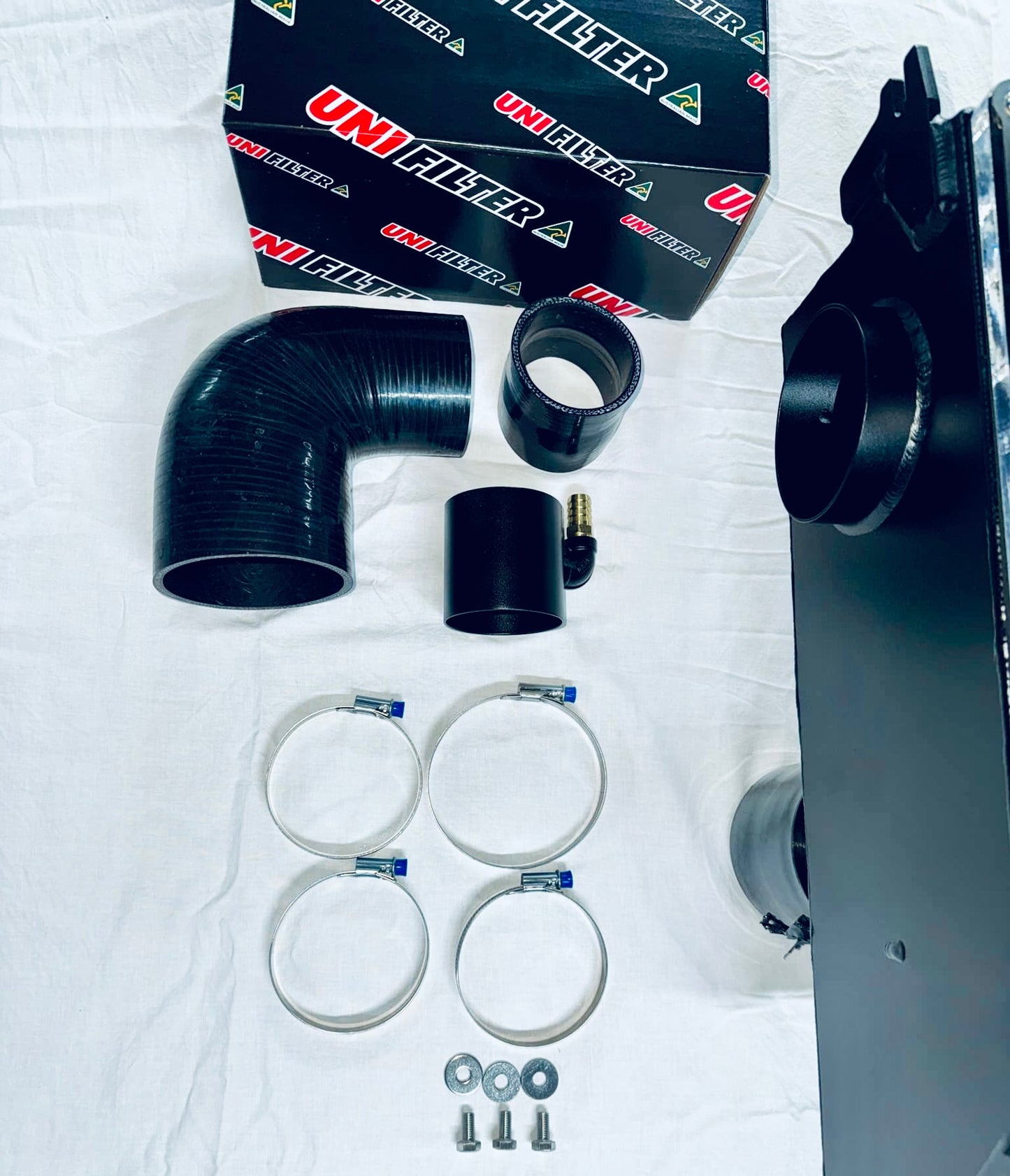 Toyota Landcruiser - HDJ 79 Series (1HD-FTE) - Clear Top Airbox/Intake Kit