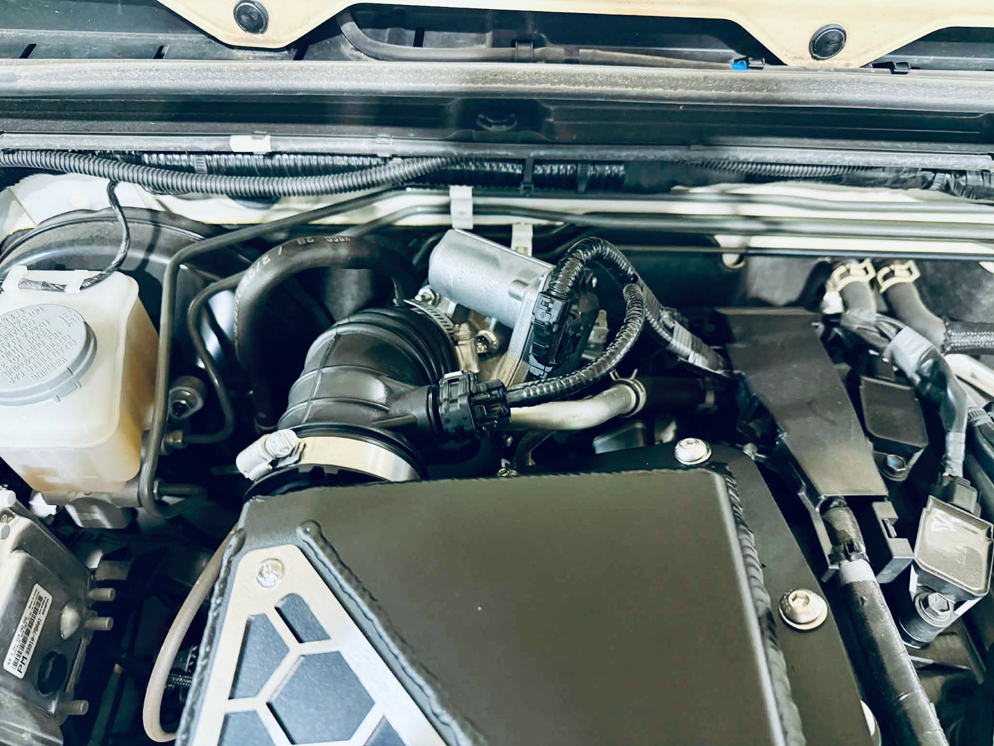 Suzuki Jimny (2019-Present) 4" Short Entry Snorkel & Panel Airbox Package