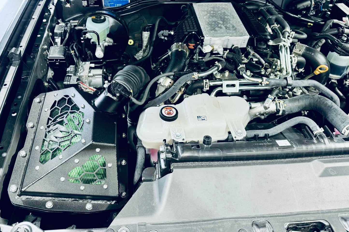 Toyota Landcruiser (2024-current) VDJ 70 Series 4cyl - 4" Snorkel + Panel Airbox Package