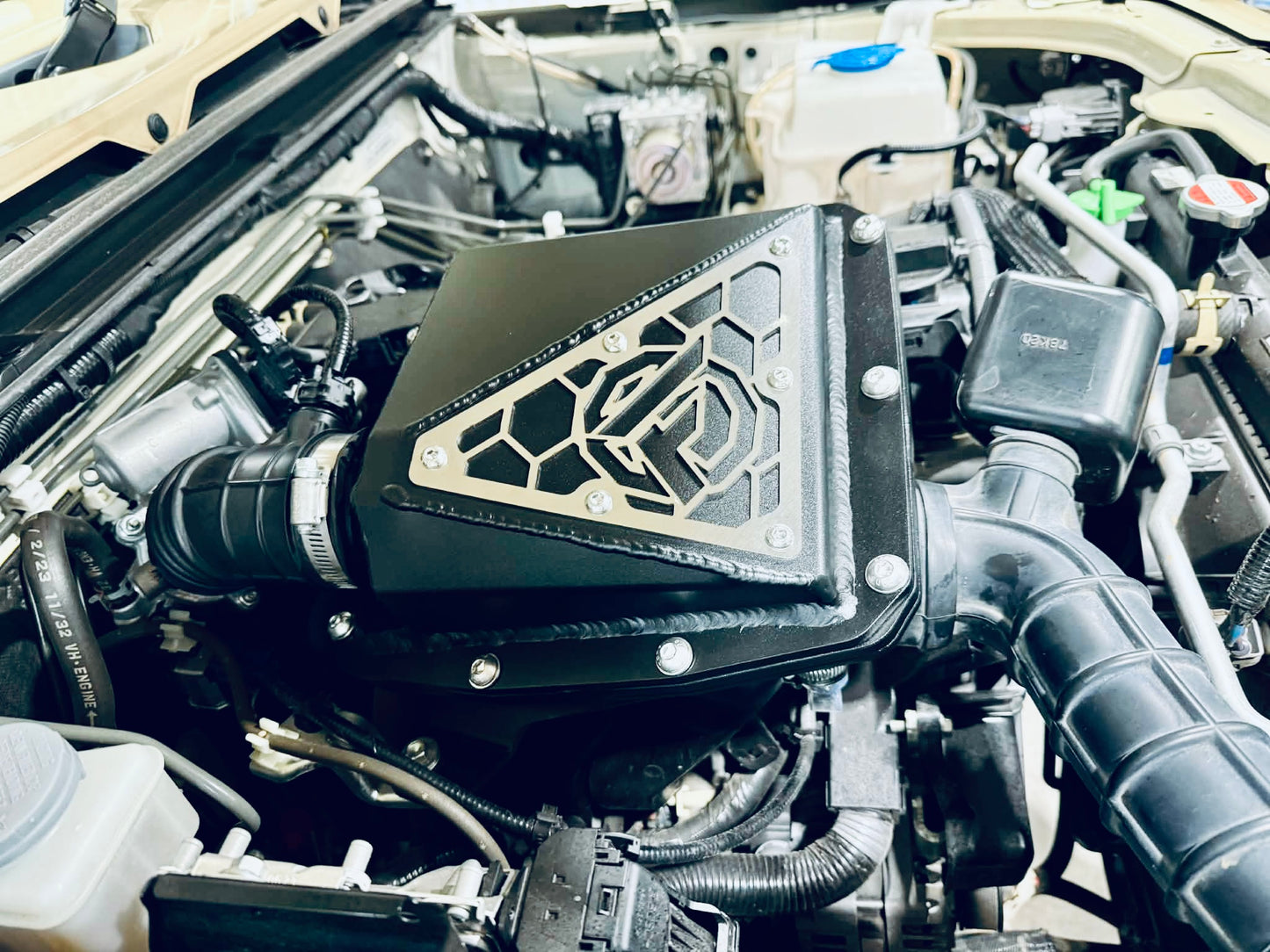 Suzuki Jimny (2018+) Panel Airbox