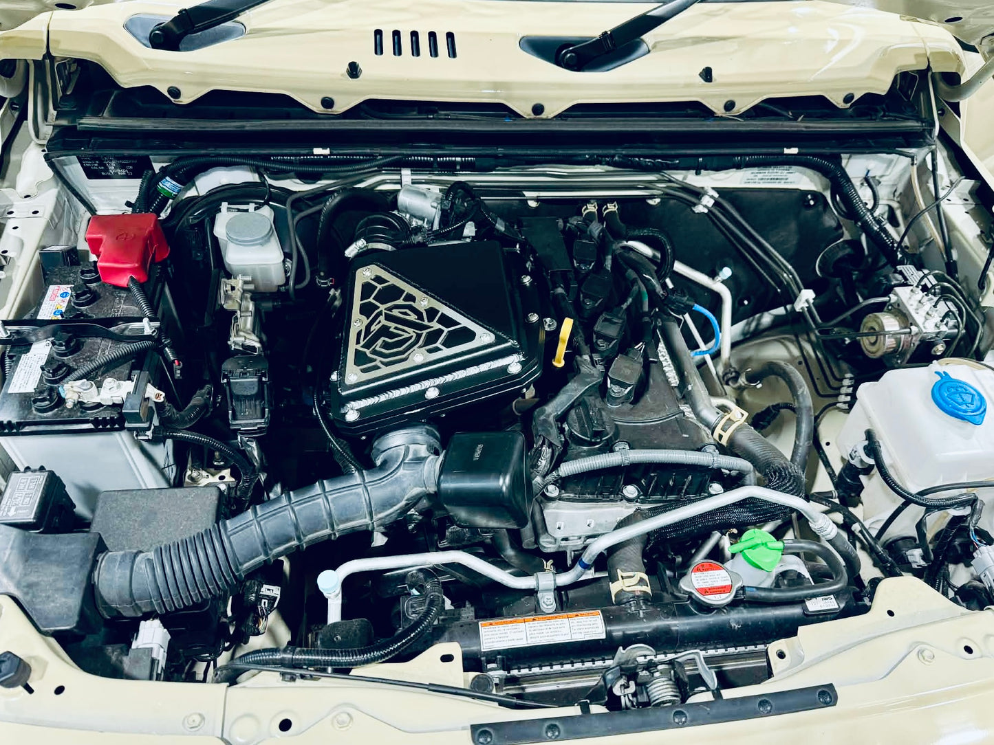 Suzuki Jimny (2019-Present) 4" Short Entry Snorkel & Panel Airbox Package