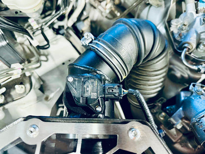 Toyota Hilux N80 - Clear Top Airbox