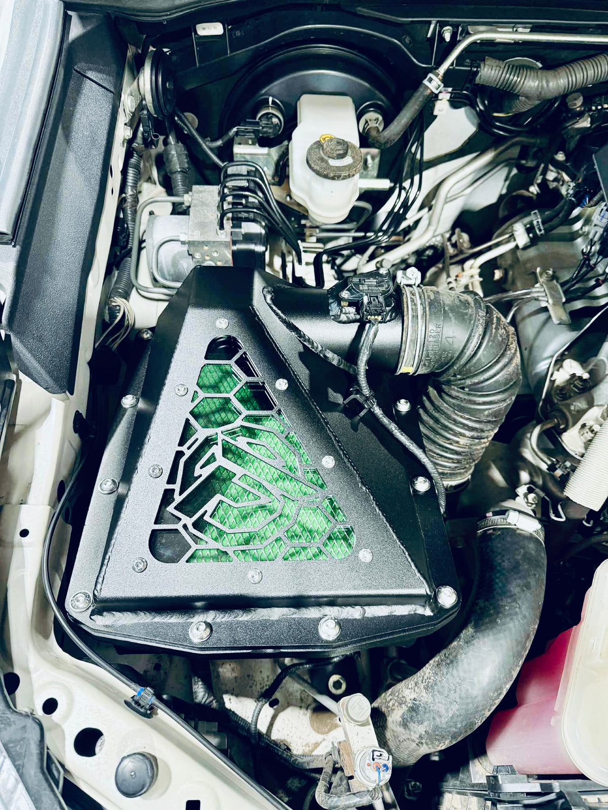 Toyota Hilux N80 - Panel Airbox