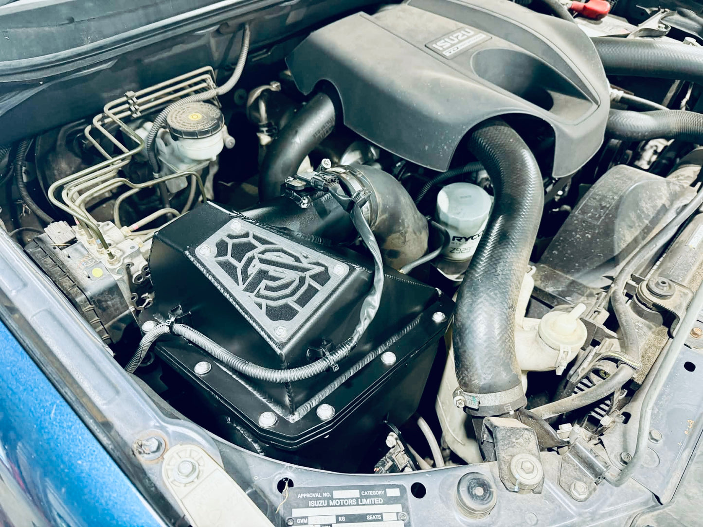 Isuzu Dmax/Mux (2012-2016) Pre DPF Short Entry Snorkel & Panel Airbox Package