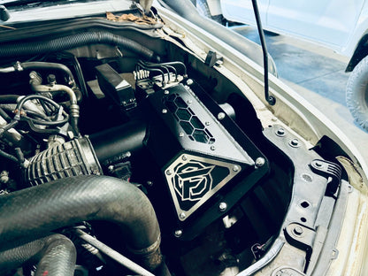 Nissan Navara D40 Thai Build - Panel Airbox