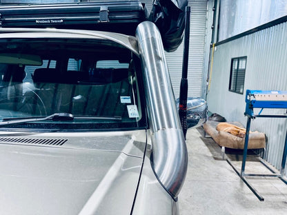 Nissan Patrol GU - 5" Short Entry Snorkel - Seamless Powder Coated