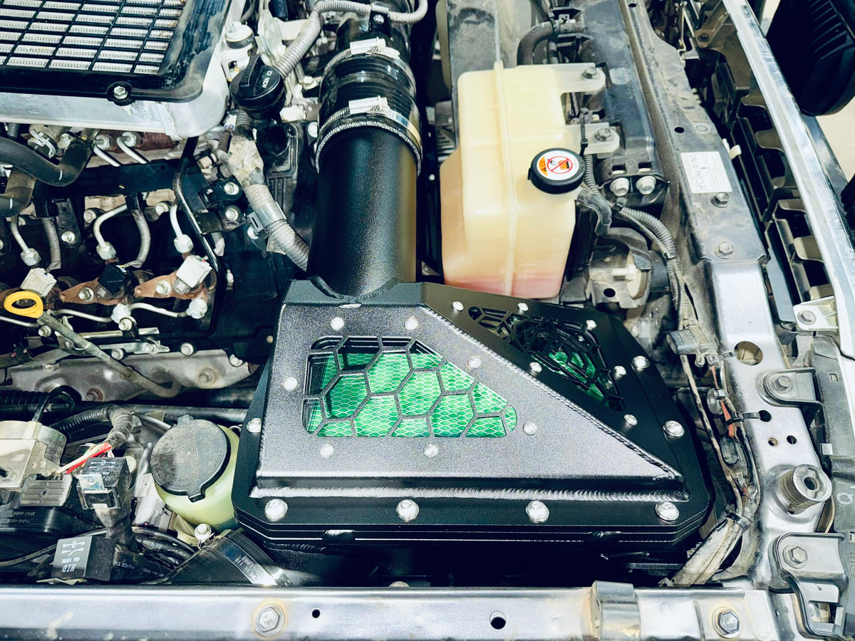 Toyota Landcruiser - VDJ V8 - 79 Series Airbox - 4" inlet 4" outlet