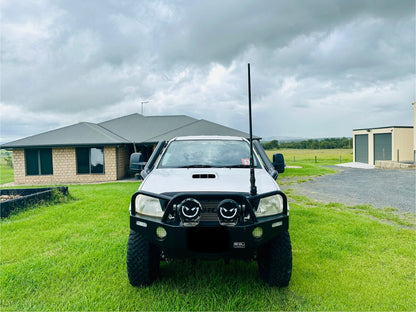 Toyota Hilux N70 - (2005 - 2014) - Mid Entry DUAL Snorkels - Basic Welded Powder Coated