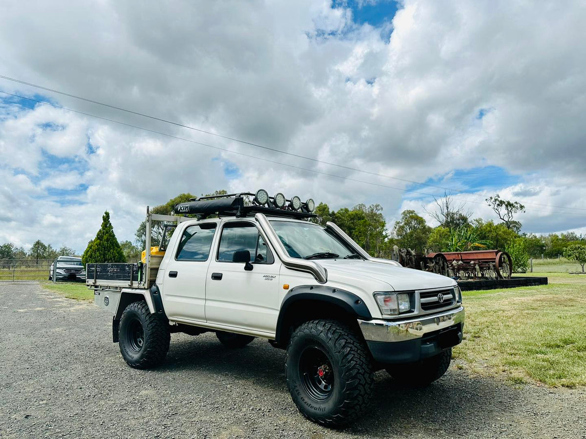 Toyota Hilux N60 - LN167/KZN165 - (1997 - 2004) - DIESEL P/Side DUAL Snorkels - Seamless Polished