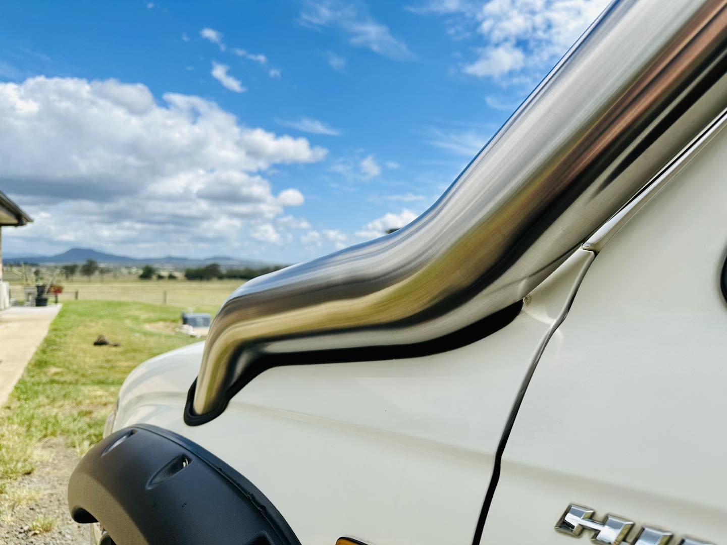 Toyota Hilux N60 - LN167/KZN165 - (1997 - 2004) - DIESEL P/Side DUAL Snorkels - Seamless Polished