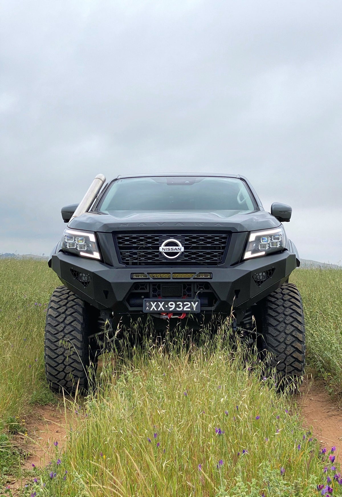 Nissan Navara (D23) NP300 - ENTRY LEVEL - Short Entry Snorkel - Basic Weld RAW