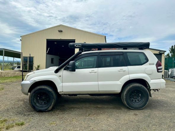 Toyota Landcruiser Prado - 120 Series DUALS - Short Entry Snorkels - Seamless Powder Coated