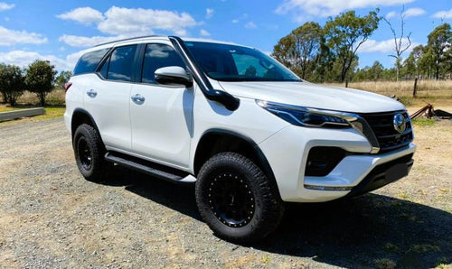Toyota Fortuner - Mid Entry Snorkel - Seamless Powder Coated