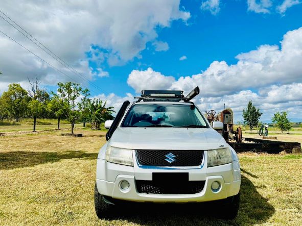 Suzuki Grand Vitara - Snorkel - Seamless Powder Coated