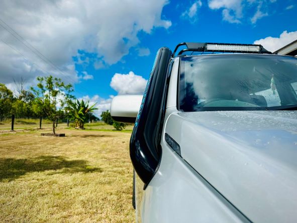 Suzuki Grand Vitara - Snorkel - Seamless Powder Coated