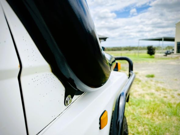 Toyota Landcruiser - 75 Series - 5" Snorkel - Seamless Powder Coated