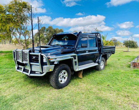 Toyota Landcruiser - VDJ 79/76 Series - 4" DUAL Snorkels - Seamless Powder Coated