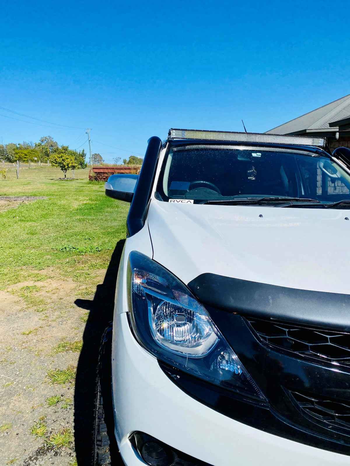 Mazda BT50 (2012 - 2020) - Mid Entry DUAL Snorkels - Seamless Powder Coated