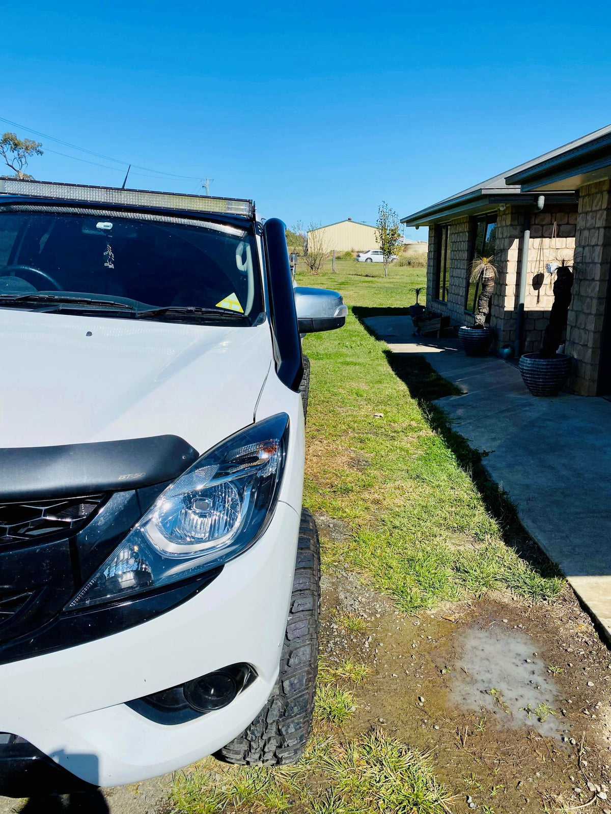 Mazda BT50 (2012 - 2020) - Mid Entry DUAL Snorkels - Seamless Powder Coated