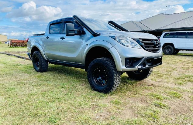 Mazda BT50 (2012 - 2020) - Mid Entry DUAL Snorkels - Seamless Powder Coated