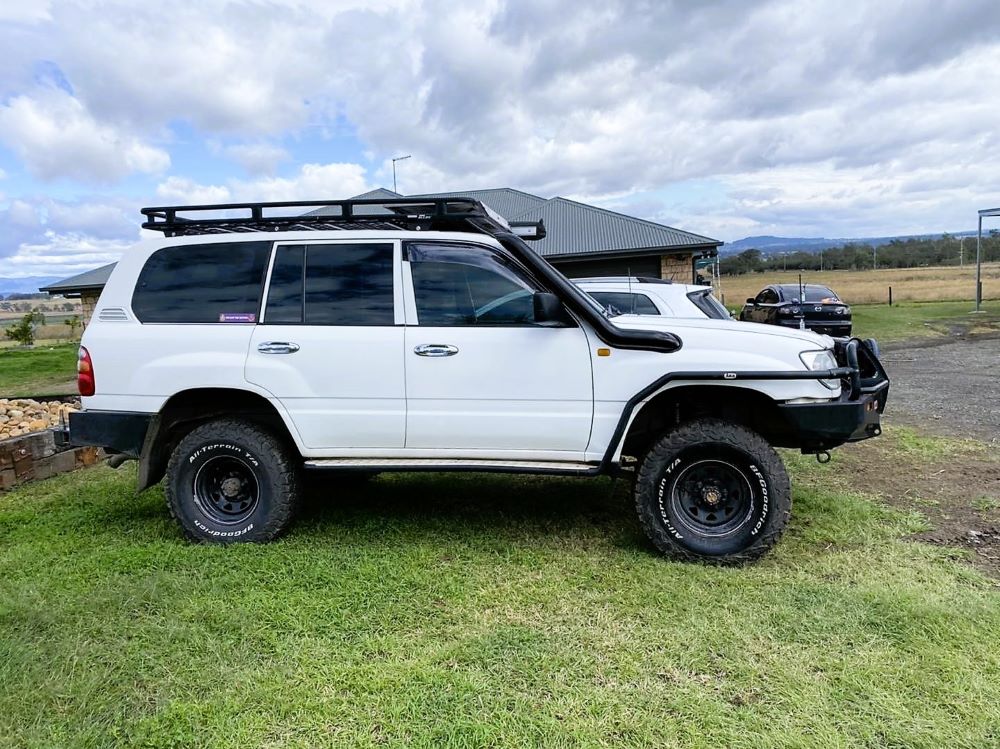 Toyota Landcruiser 100/105 Series Snorkel - Rounded Guard Entry - Seamless Polished