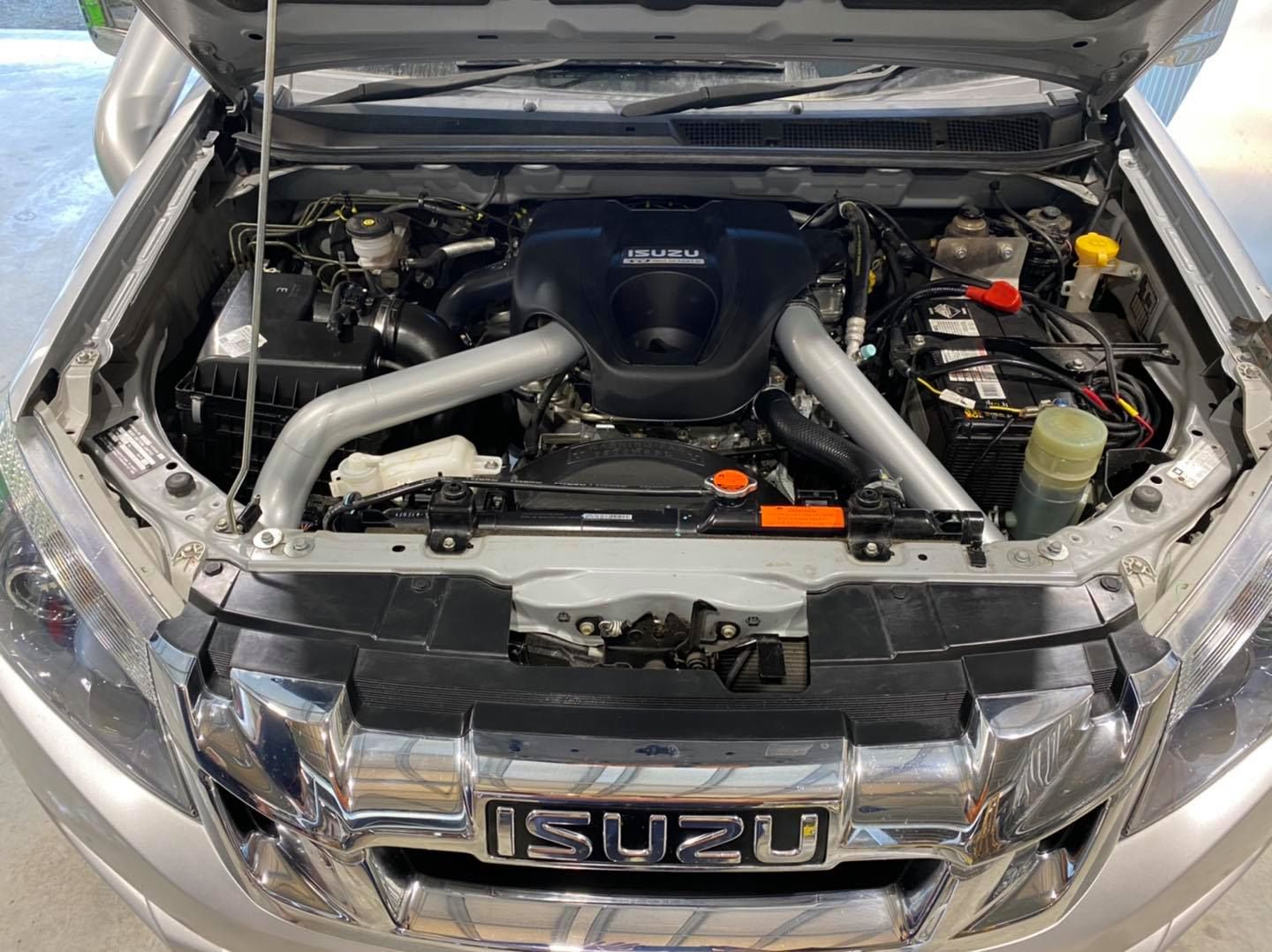Isuzu Dmax (2017 - 2020) - Intercoolers Pipe