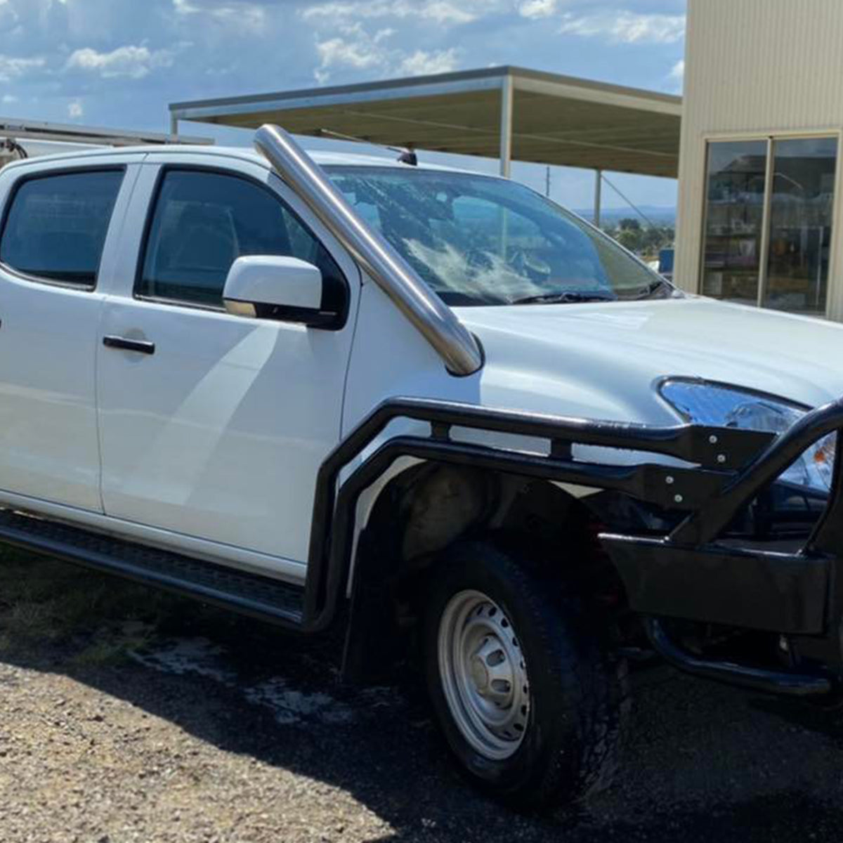 Isuzu Dmax (2012 - 2020) - Short Entry Snorkel - Basic Weld Polished