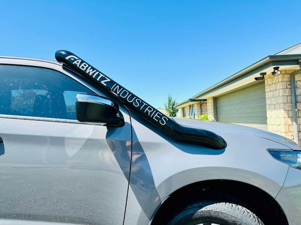 Mazda BT50 (2021 - Present) - Recessed - Mid Entry Snorkel - Seamless Powder Coated