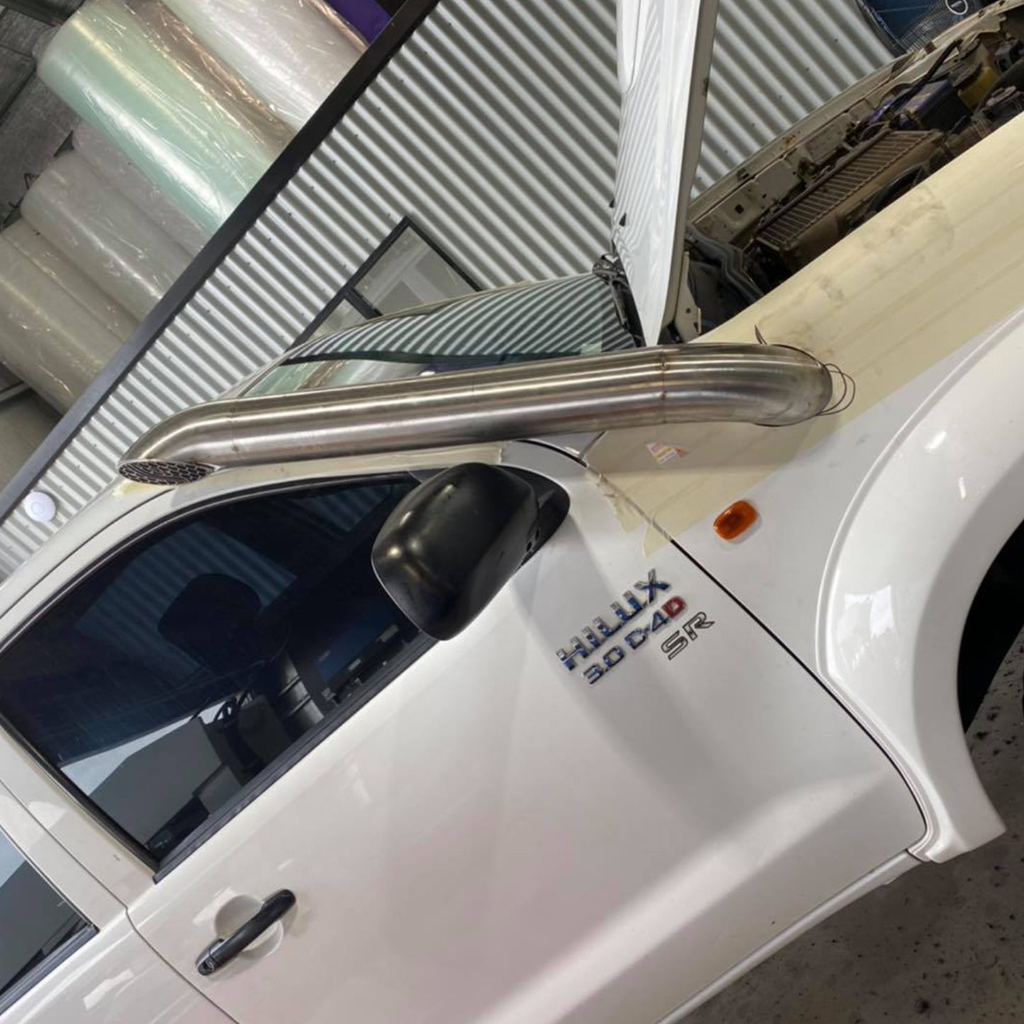 Toyota Hilux N70 - (2005 - 2014) - Short Entry Snorkel - Seamless Polished