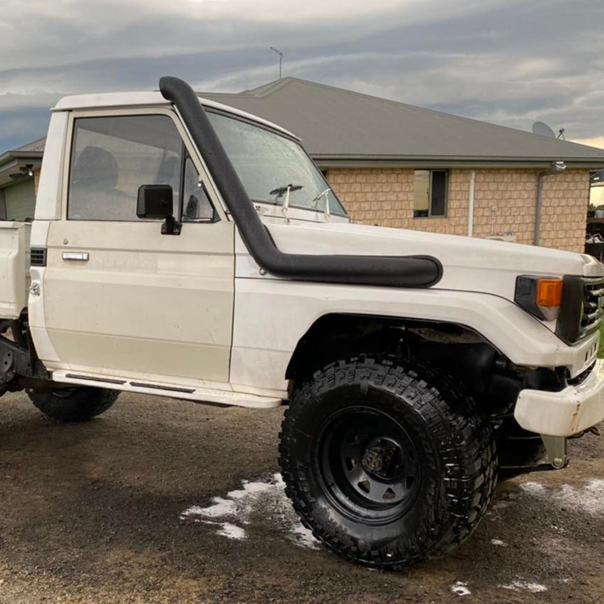 Toyota Landcruiser - 75 series - 4" DUAL Snorkels - Seamless Powder Coated