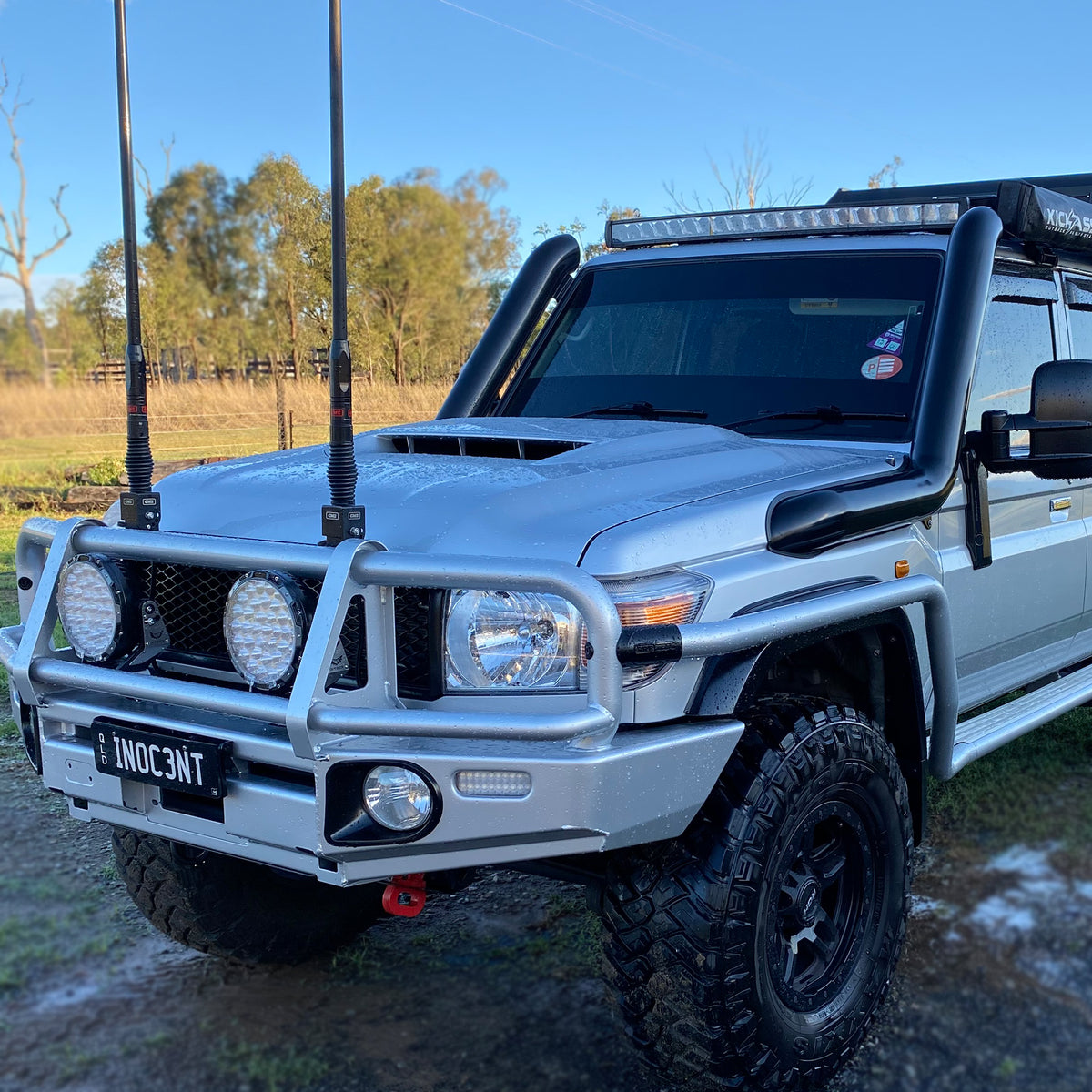 Toyota Landcruiser - VDJ 79/76 Series - 4" Snorkel - Seamless Powder Coated