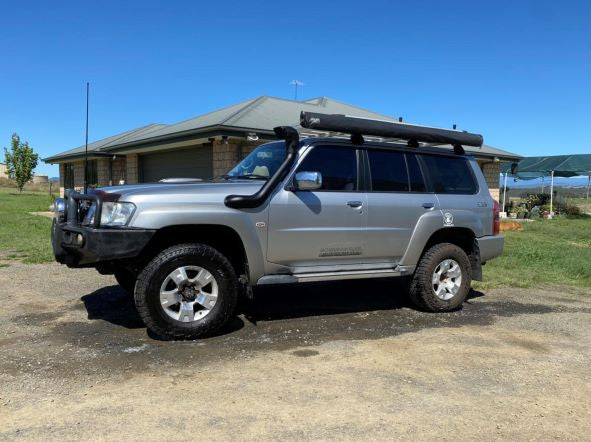 Nissan Patrol GU S1-4 - Cover up / Rounded Guard Entry Snorkel - with Ram Head - Seamless Powder Coated