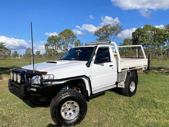 Nissan Patrol GU - DUALS - Short Entry Snorkels - Seamless Powder Coat ...