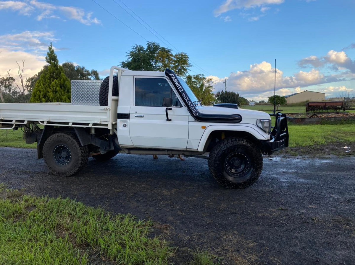 Toyota Landcruiser HDJ (6 Cylinder) - 79 Series - 5" Snorkel - Seamless Powder Coated