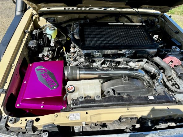 Toyota Landcruiser - VDJ V8 - 79 Series Airbox - 4" inlet 4" outlet