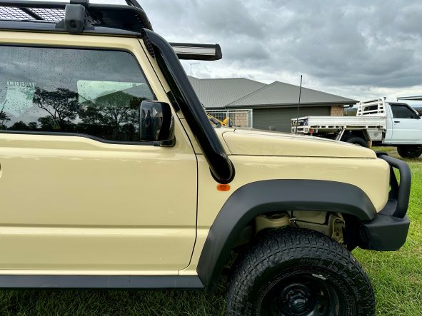 Suzuki Jimny - (2019 - Present) Snorkel - Seamless Powder Coated